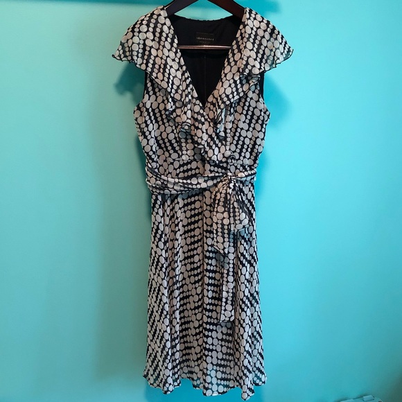 connected apparel Dresses & Skirts - Connected Navy and White Geometric Dress Sz 16